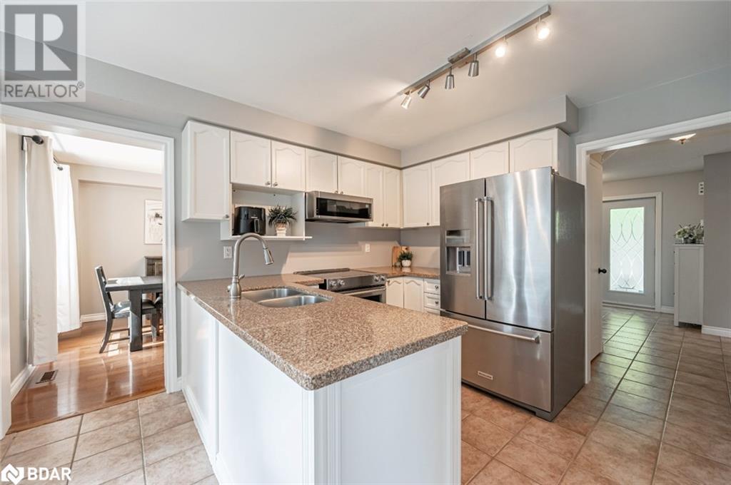 199 Hanmer Street W, Barrie, Ontario  L4N 7J9 - Photo 4 - 40680374