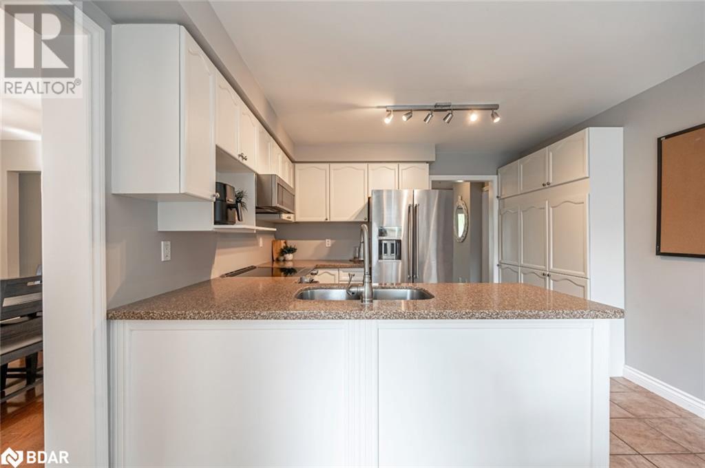 199 Hanmer Street W, Barrie, Ontario  L4N 7J9 - Photo 5 - 40680374