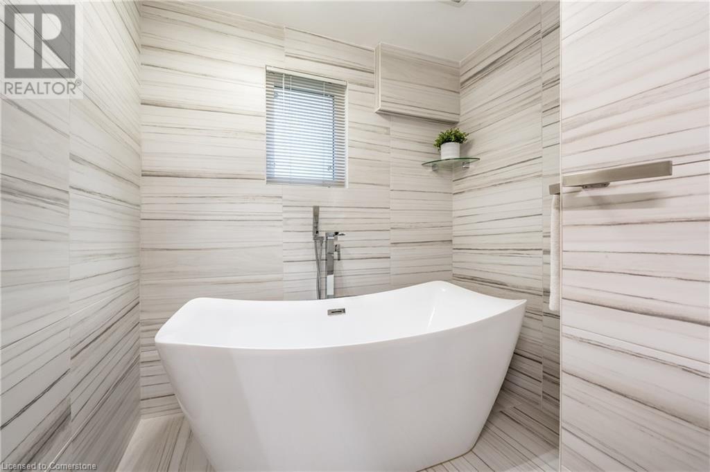 46 Vesper Court, Stoney Creek, Ontario  L8J 2B5 - Photo 25 - 40680335