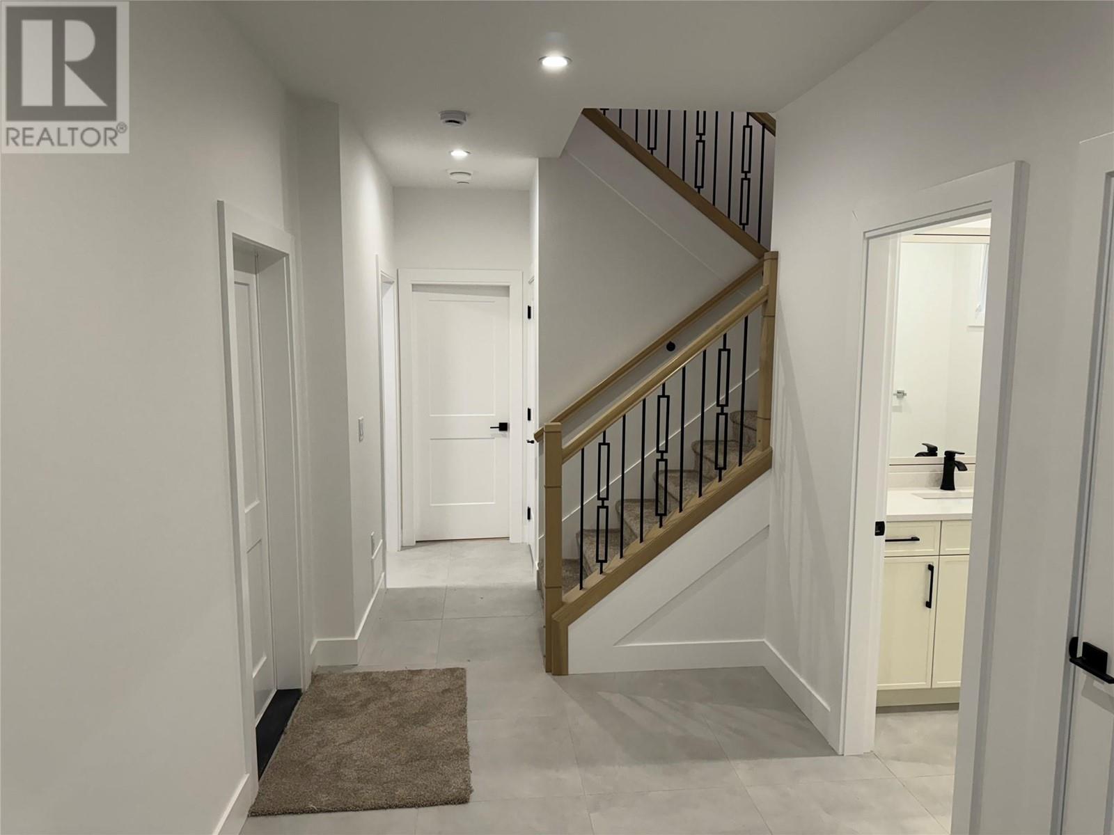 Property at 19950 McCarthy Road Unit# 26 image 3