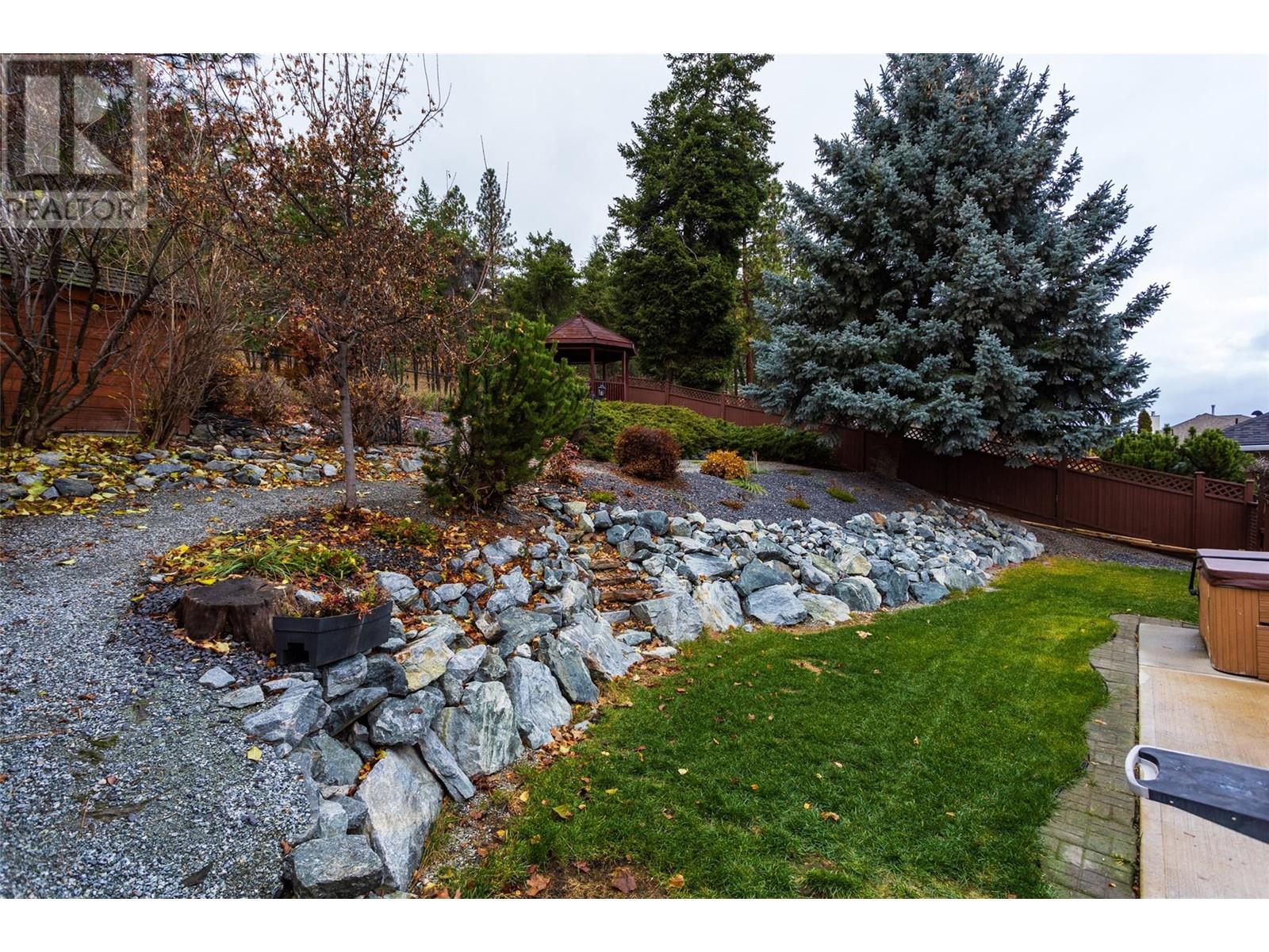 344 Woodpark Crescent Lot# 10 Kelowna