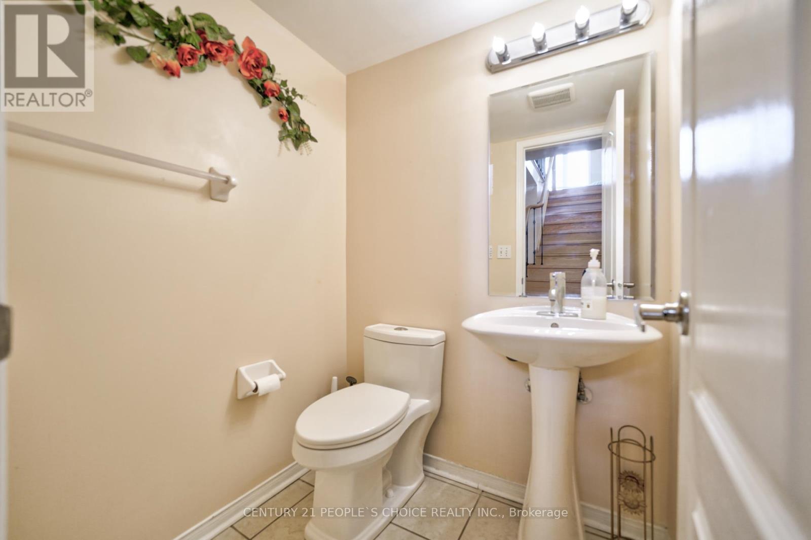 42 Pennyroyal Crescent, Brampton, Ontario  L6S 6J7 - Photo 14 - W10442836