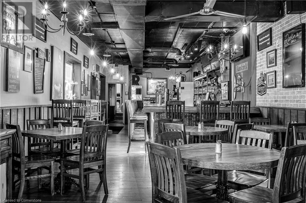 1342 Main Street E, Hamilton, Ontario  L8K 1B5 - Photo 3 - 40680397