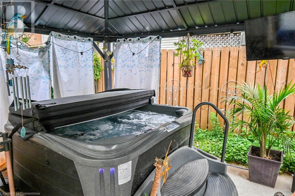 2 1/2 Leaside Drive, St. Catharines, Ontario  L2M 4G5 - Photo 34 - 40661356
