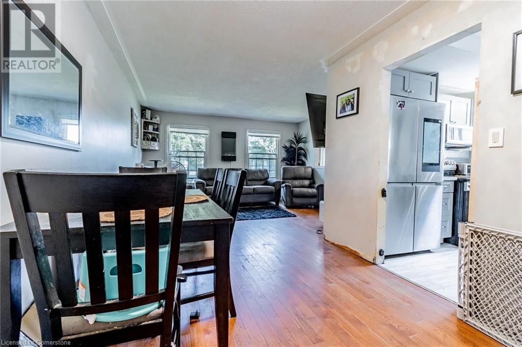 2 1/2 Leaside Drive, St. Catharines, Ontario  L2M 4G5 - Photo 9 - 40661356