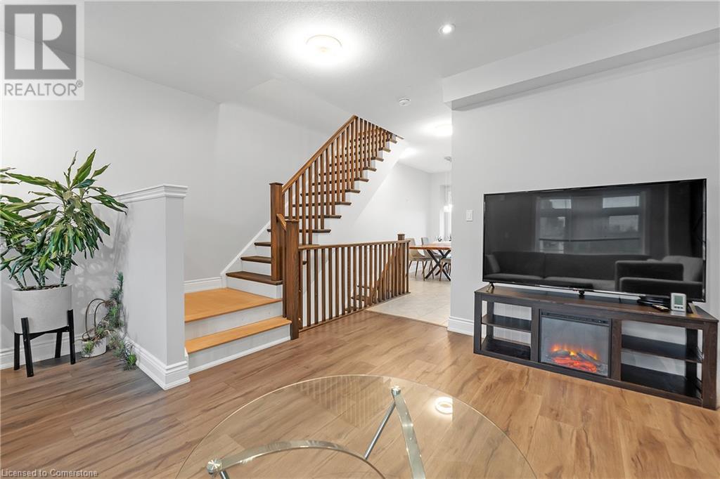 46 Borers Creek Circle, Waterdown, Ontario  L8B 1W3 - Photo 31 - 40680173