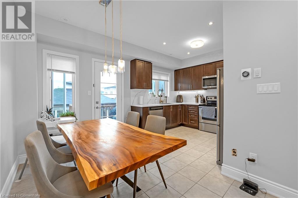 46 Borers Creek Circle, Waterdown, Ontario  L8B 1W3 - Photo 33 - 40680173