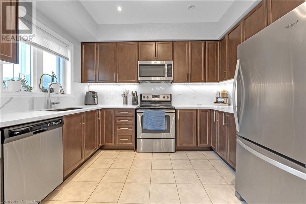 46 Borers Creek Circle, Waterdown, Ontario  L8B 1W3 - Photo 35 - 40680173