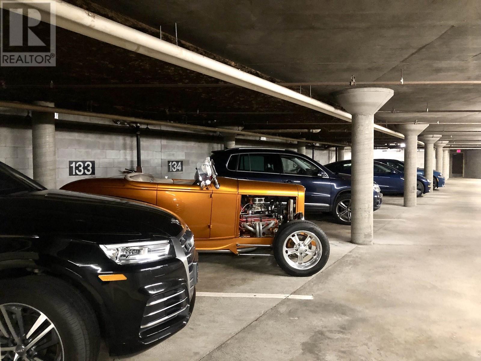 Listing Picture 11 of 13 : 101 4900 CARTIER STREET, Vancouver / 溫哥華 - 魯藝地產 Yvonne Lu Group - MLS Medallion Club Member