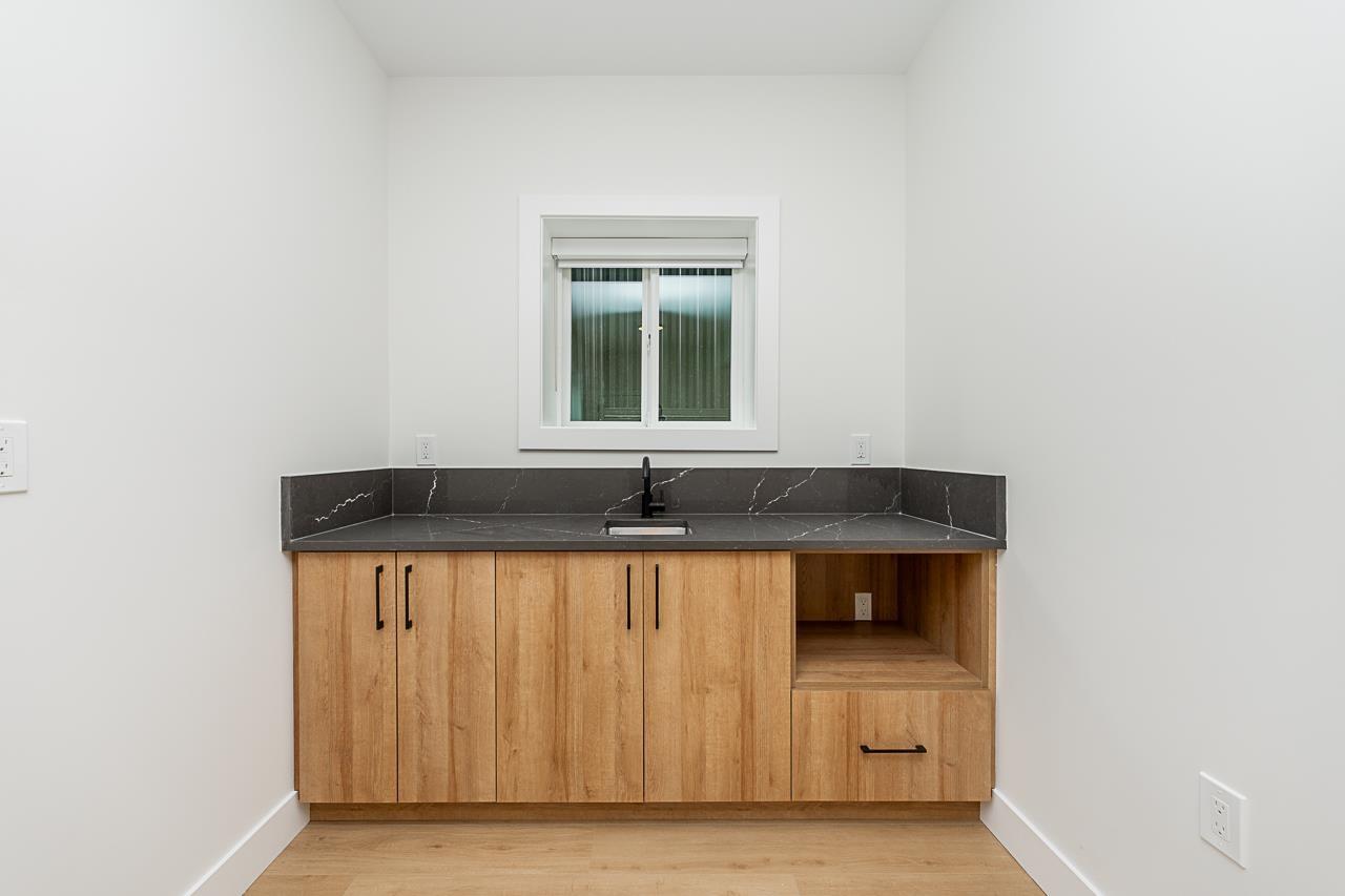 16022 9a Avenue, Surrey, British Columbia  V4A 9A7 - Photo 26 - R2946308