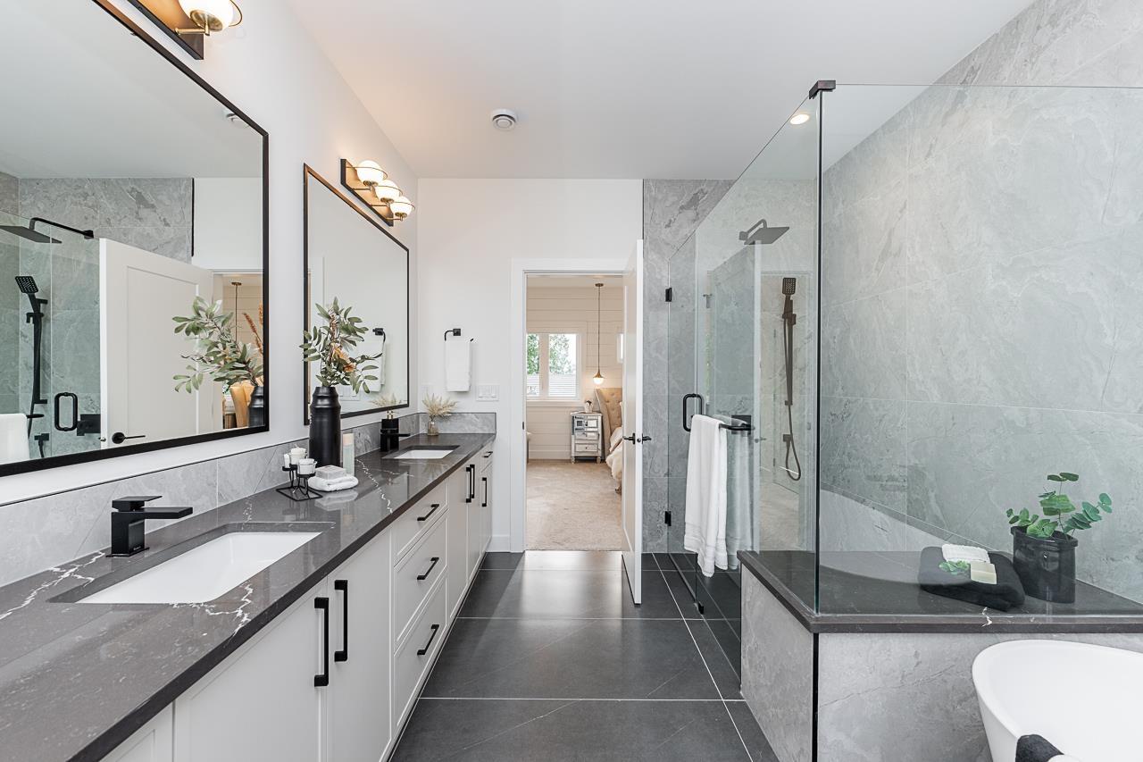 16022 9a Avenue, Surrey, British Columbia  V4A 9A7 - Photo 17 - R2946308