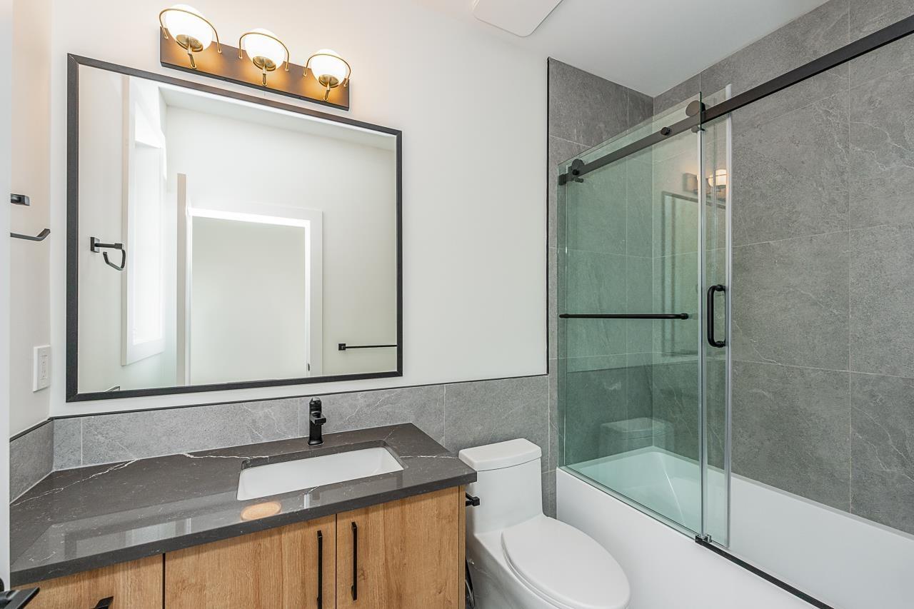 16022 9a Avenue, Surrey, British Columbia  V4A 9A7 - Photo 22 - R2946308