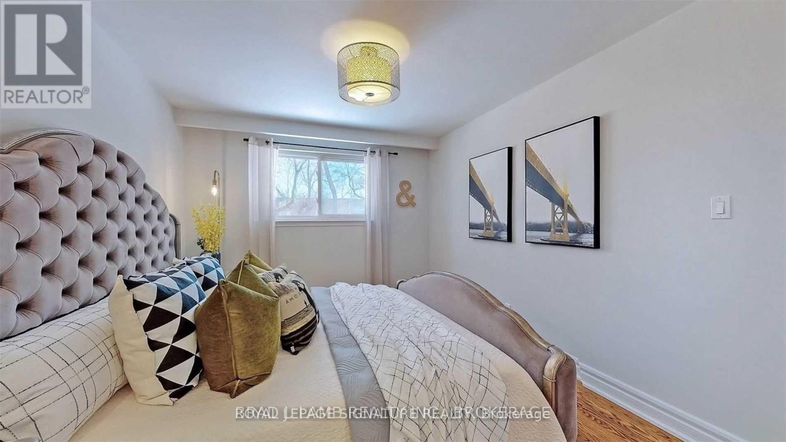 Upper - 17 Baroness Crescent, Toronto, Ontario  M2J 3K4 - Photo 22 - C10463655