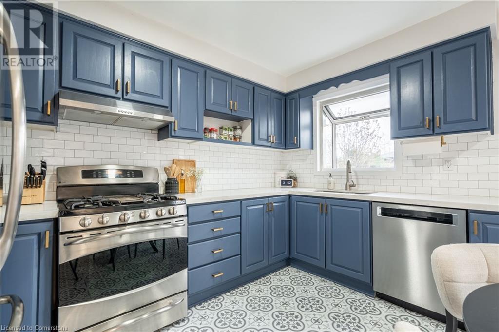 18 Warwick Road, Stoney Creek, Ontario  L8E 1Y3 - Photo 15 - 40680408