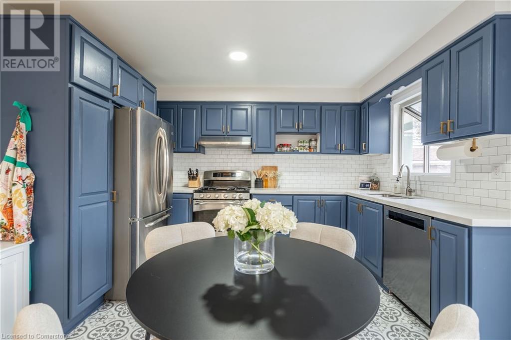 18 Warwick Road, Stoney Creek, Ontario  L8E 1Y3 - Photo 9 - 40680408