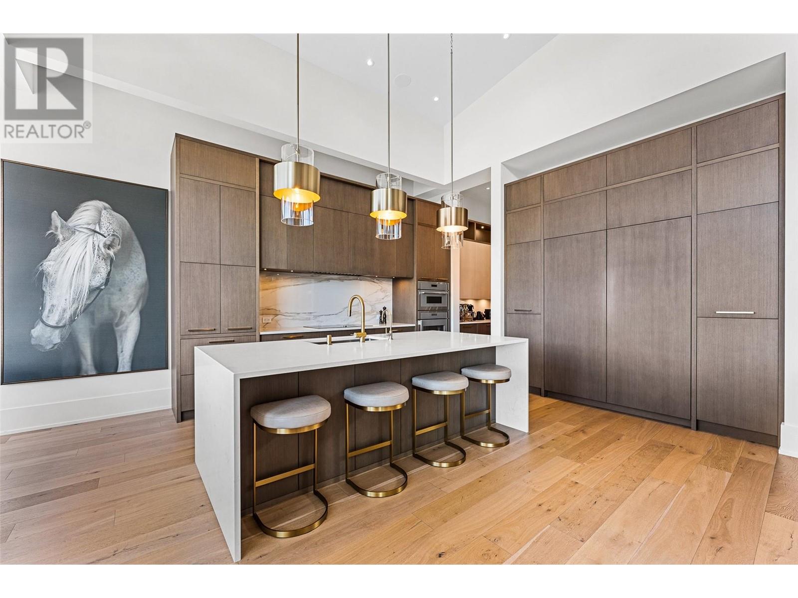 Property at 544 Clifton Lane image 2