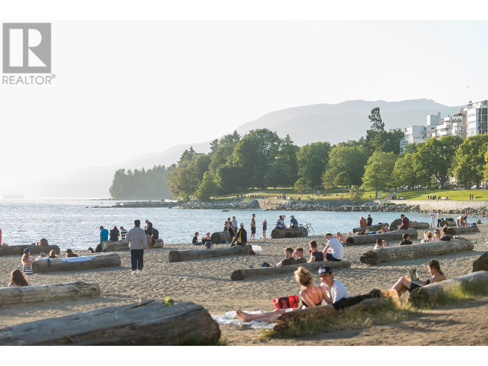 Listing Picture 28 of 29 : 304 2095 BEACH AVENUE, Vancouver / 溫哥華 - 魯藝地產 Yvonne Lu Group - MLS Medallion Club Member