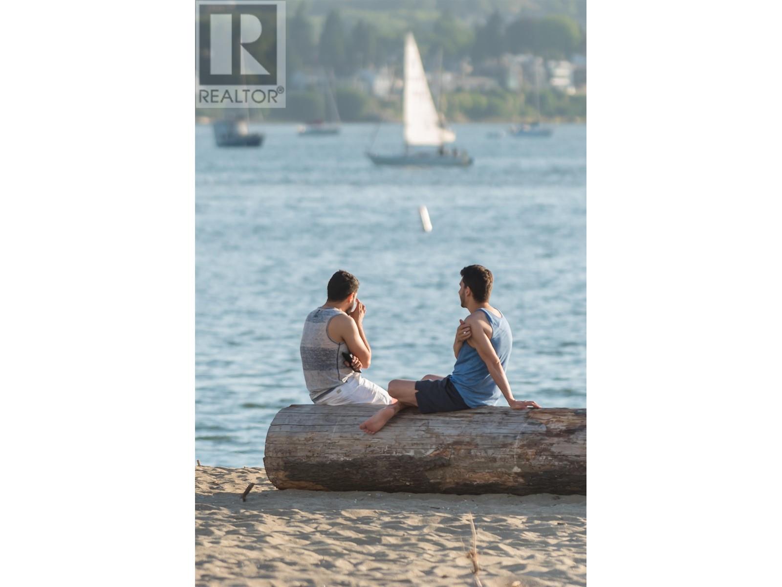 Listing Picture 29 of 29 : 304 2095 BEACH AVENUE, Vancouver / 溫哥華 - 魯藝地產 Yvonne Lu Group - MLS Medallion Club Member