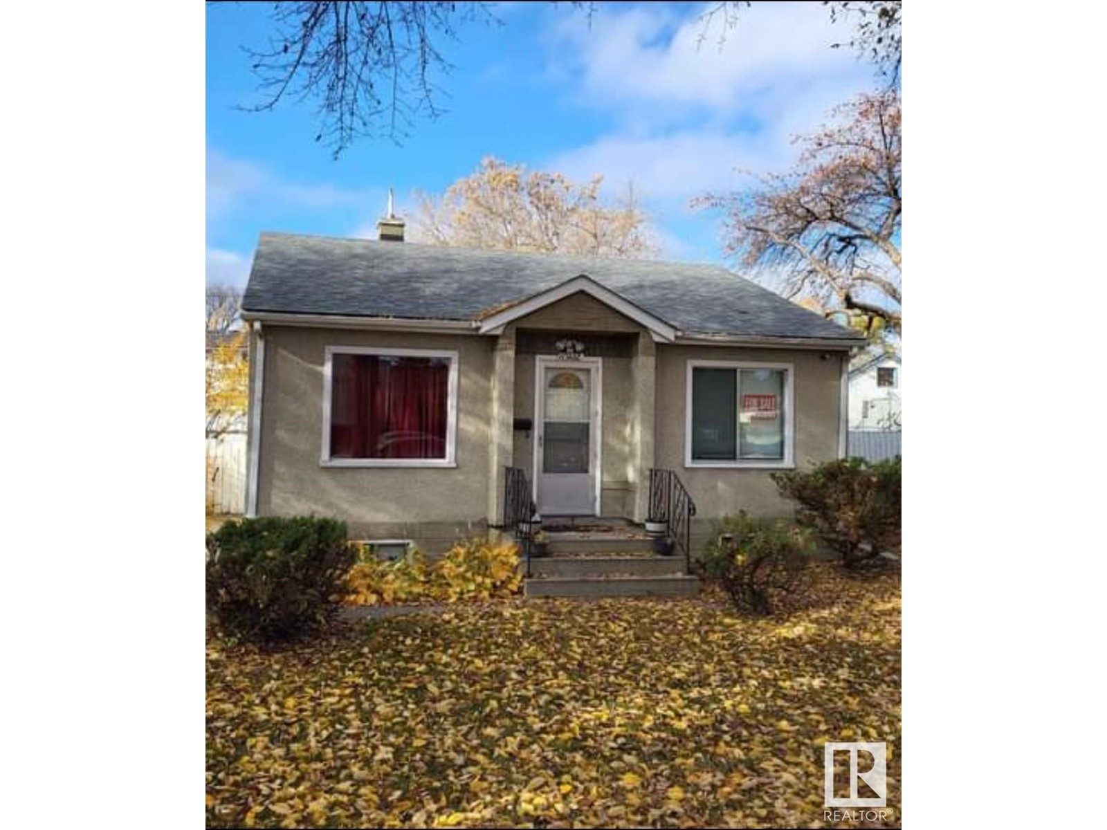 Property at 11932 62 ST NW image 1