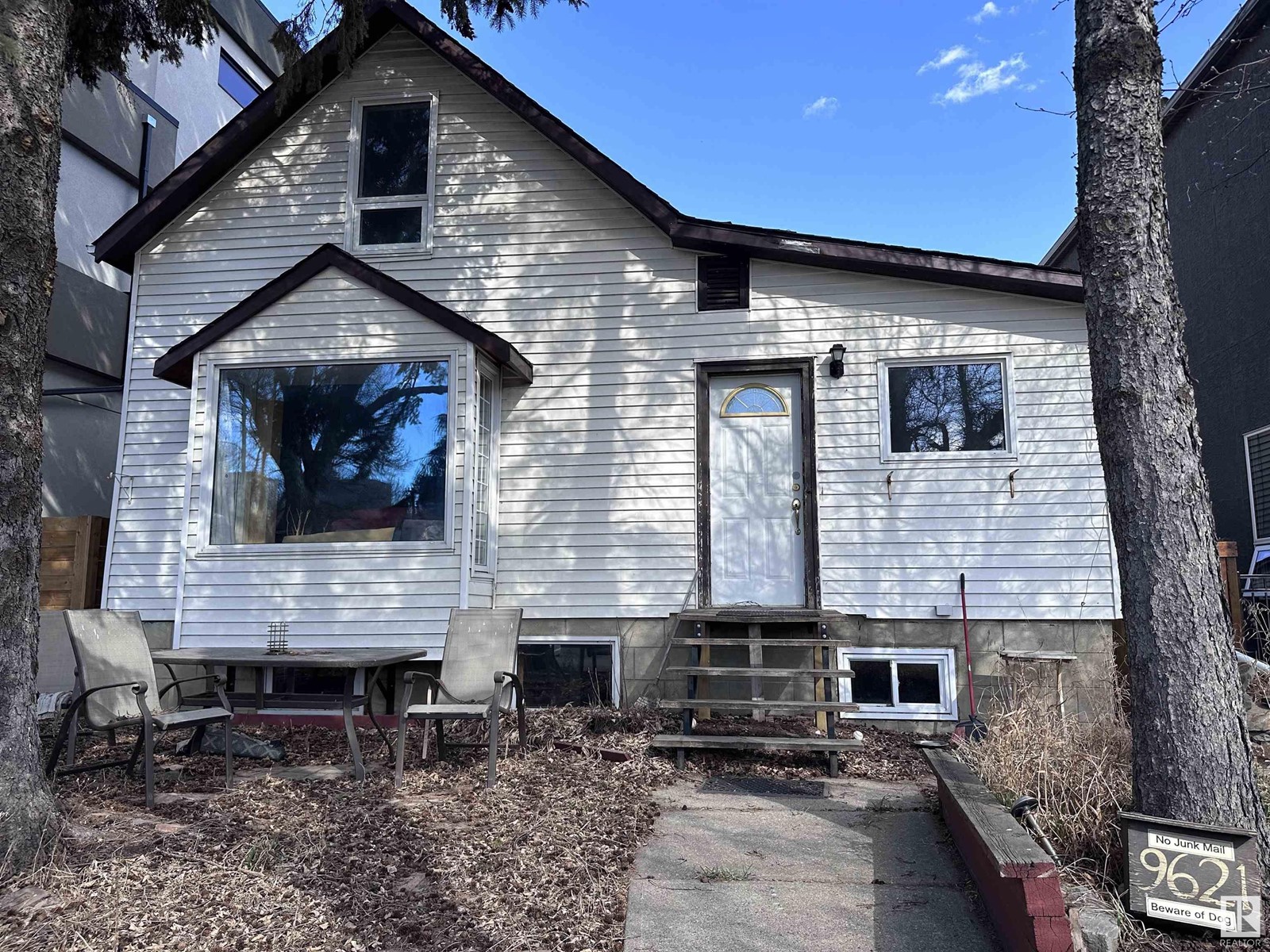 Property at 9621 101 ST NW image