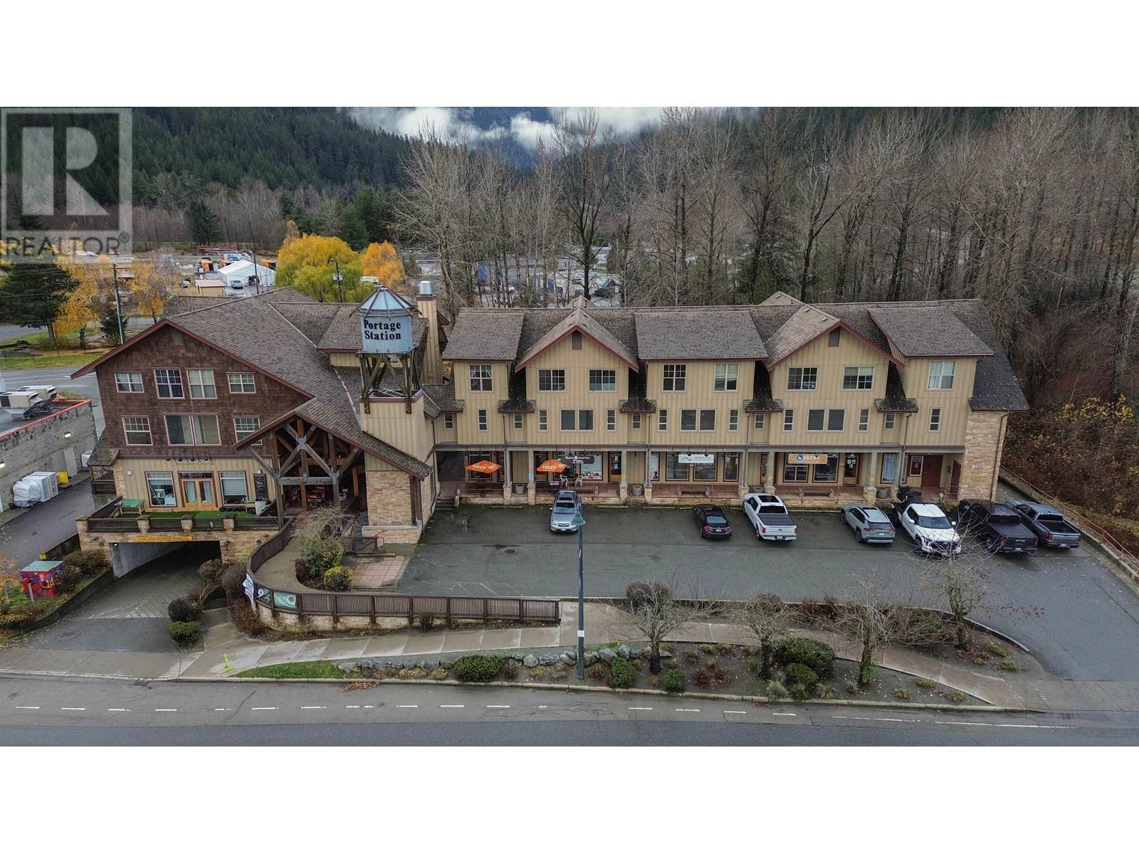 204 1436 Portage Road, Pemberton, British Columbia  V0N 2L1 - Photo 15 - R2946423