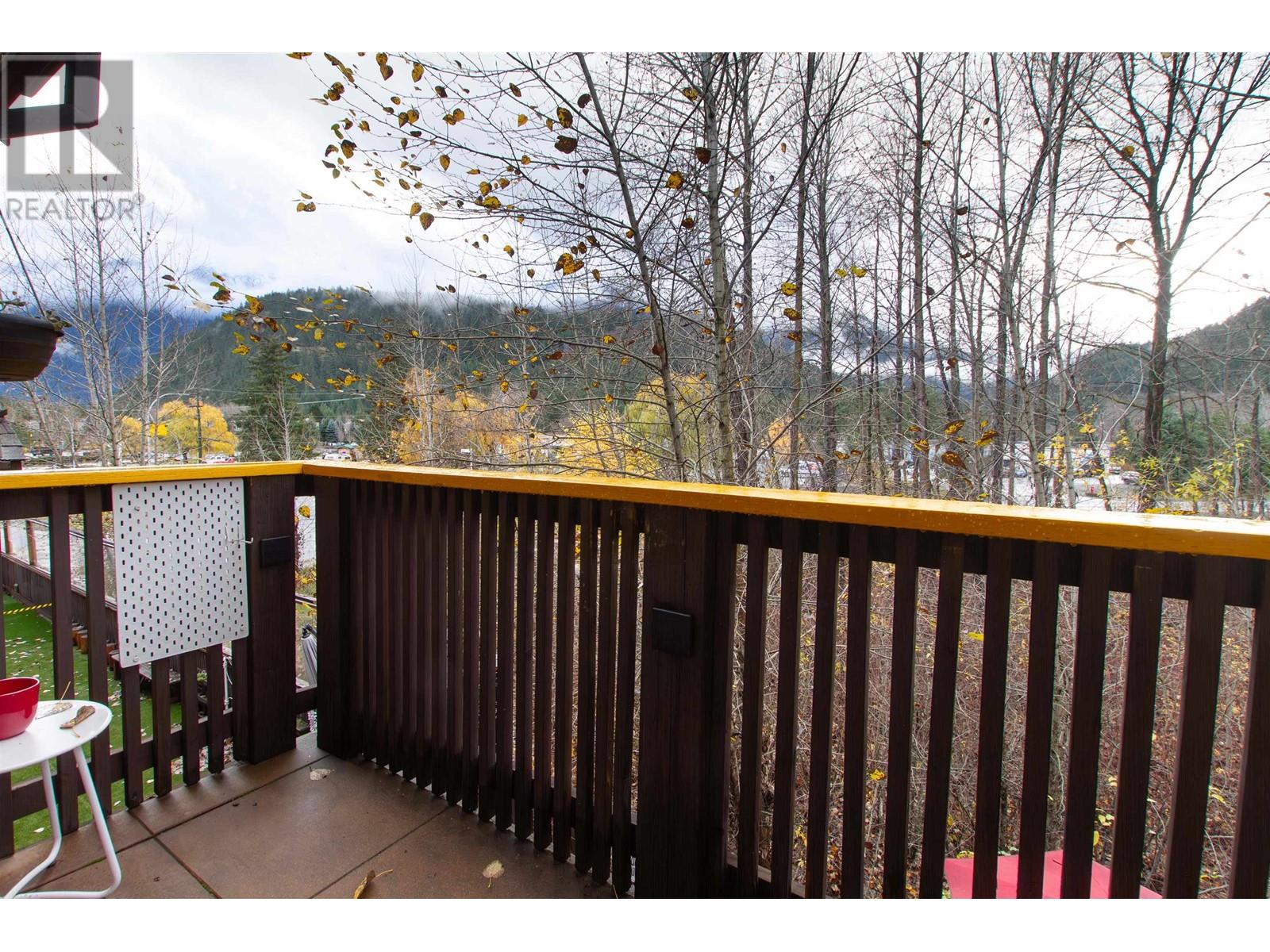 204 1436 Portage Road, Pemberton, British Columbia  V0N 2L1 - Photo 5 - R2946423