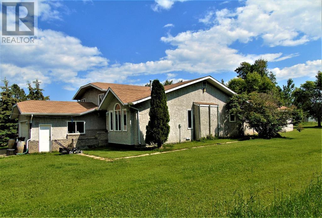 Property at 73063 Southshore Drive E image 2