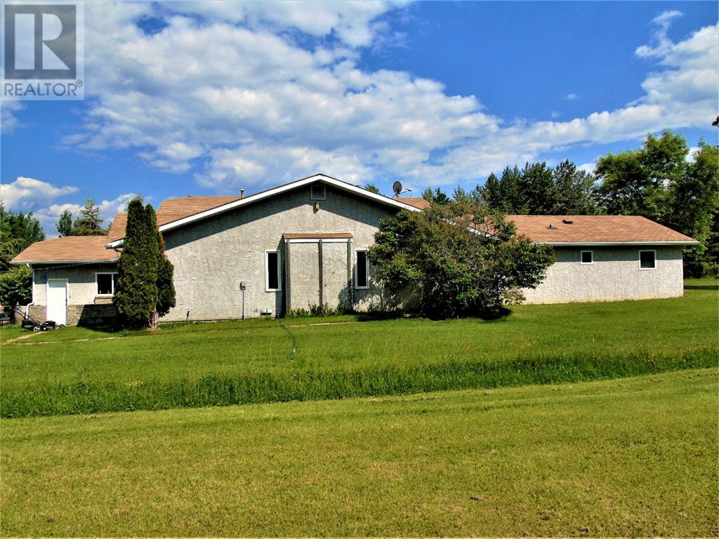 Property at 73063 Southshore Drive E image 5