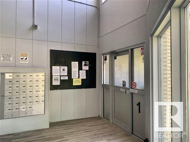 Property at #5 C 5715 133 AV NW image 5