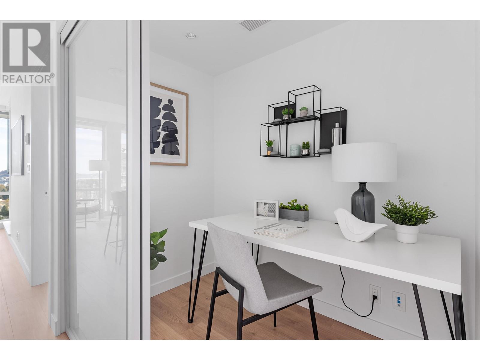 2205 1500 Fern Street, North Vancouver, British Columbia  V7J 0E6 - Photo 39 - R2946455
