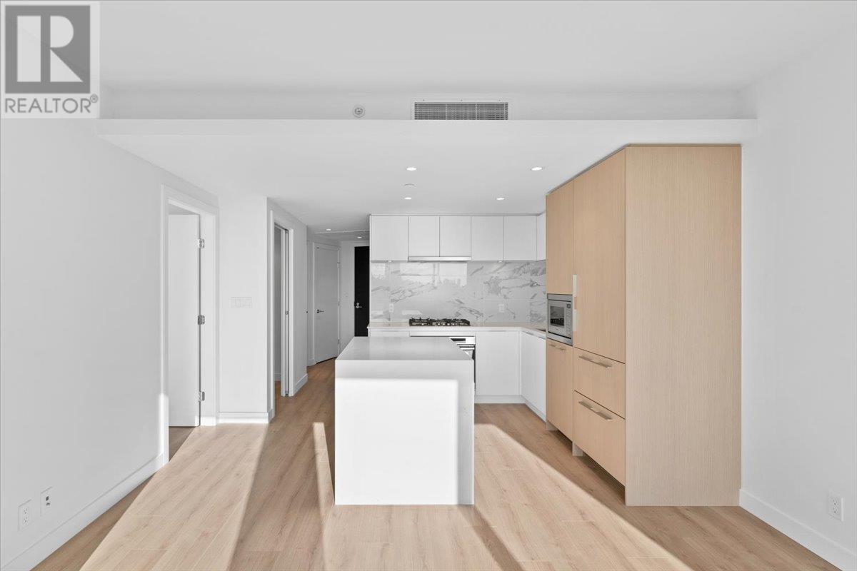 2108 1500 FERN STREET