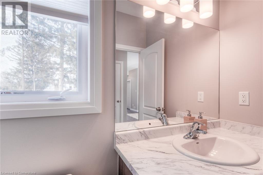 23 Drummond Drive, Kitchener, Ontario  N2P 0K6 - Photo 31 - 40680442