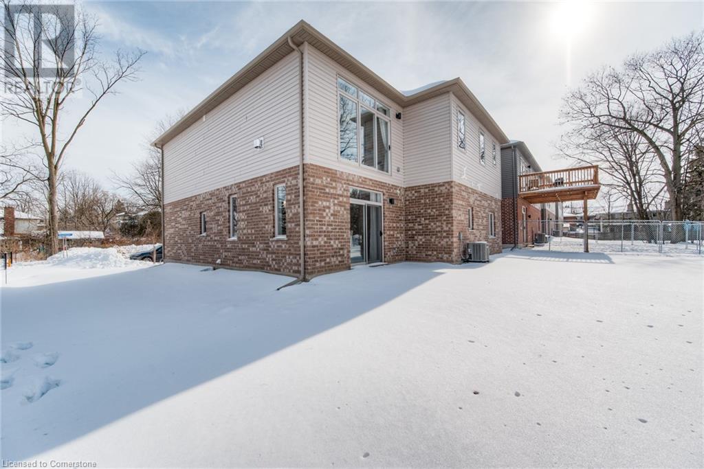 23 Drummond Drive, Kitchener, Ontario  N2P 0K6 - Photo 39 - 40680442