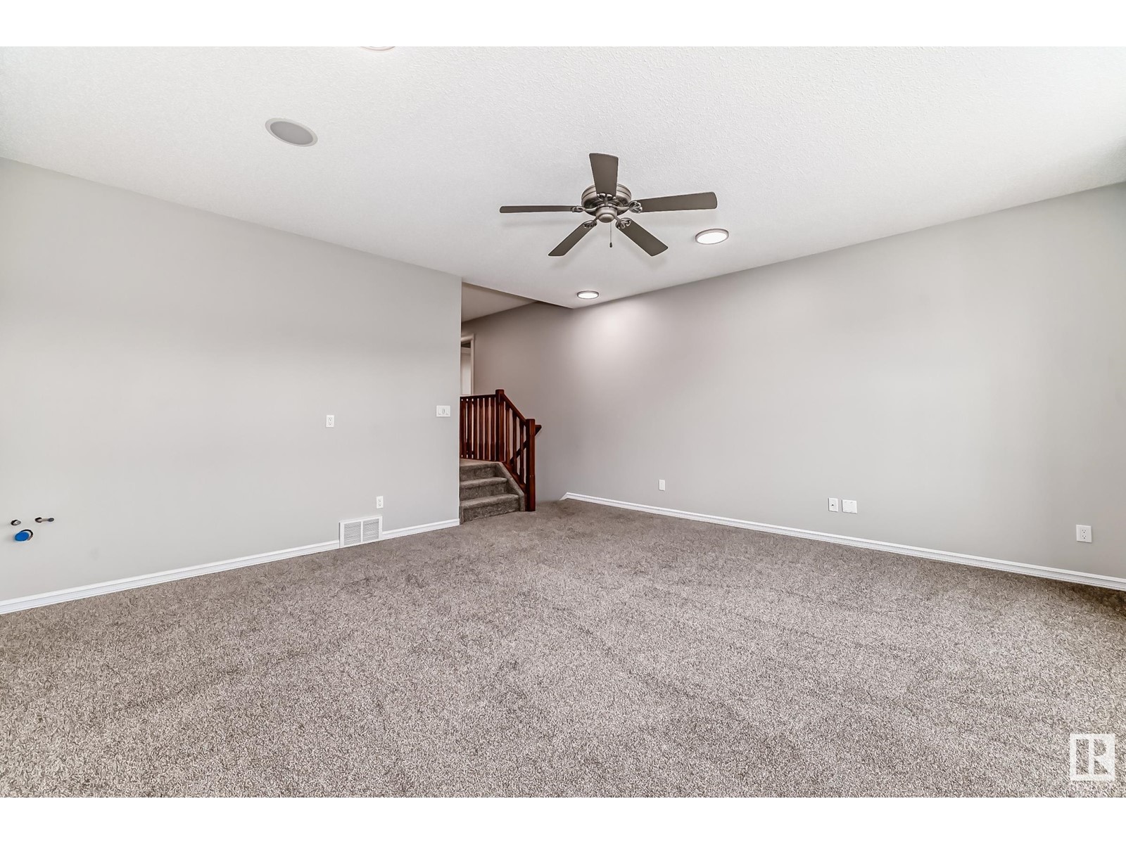 203 Caldwell Wy Nw, Edmonton, Alberta  T6M 2X2 - Photo 40 - E4410180