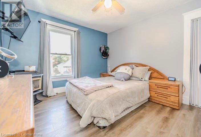 12 Lowell Street N, Cambridge, Ontario  N1R 5C9 - Photo 4 - 40680445