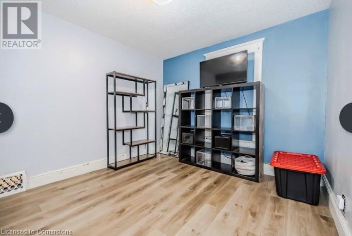 12 Lowell Street N, Cambridge, Ontario  N1R 5C9 - Photo 5 - 40680445