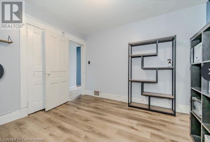 12 Lowell Street N, Cambridge, Ontario  N1R 5C9 - Photo 6 - 40680445