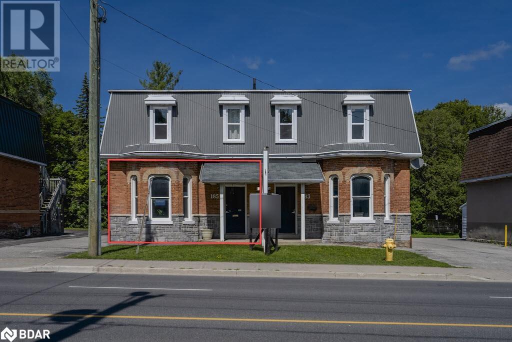 185 Bayfield Street, Barrie, Ontario  L4M 3B4 - Photo 2 - 40679852