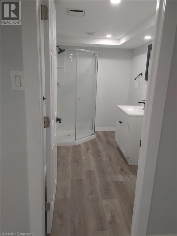 90 Queenston Crescent, London, Ontario  N5W 1N6 - Photo 9 - 40680420