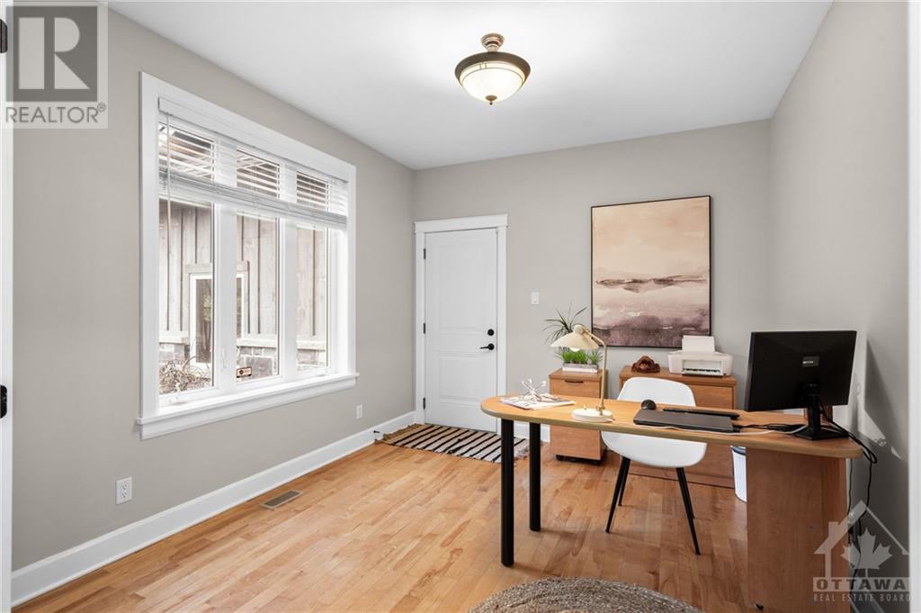 8044 Adam Baker WayOttawa, Ontario  K0A 2P0 - Photo 4 - X10707814