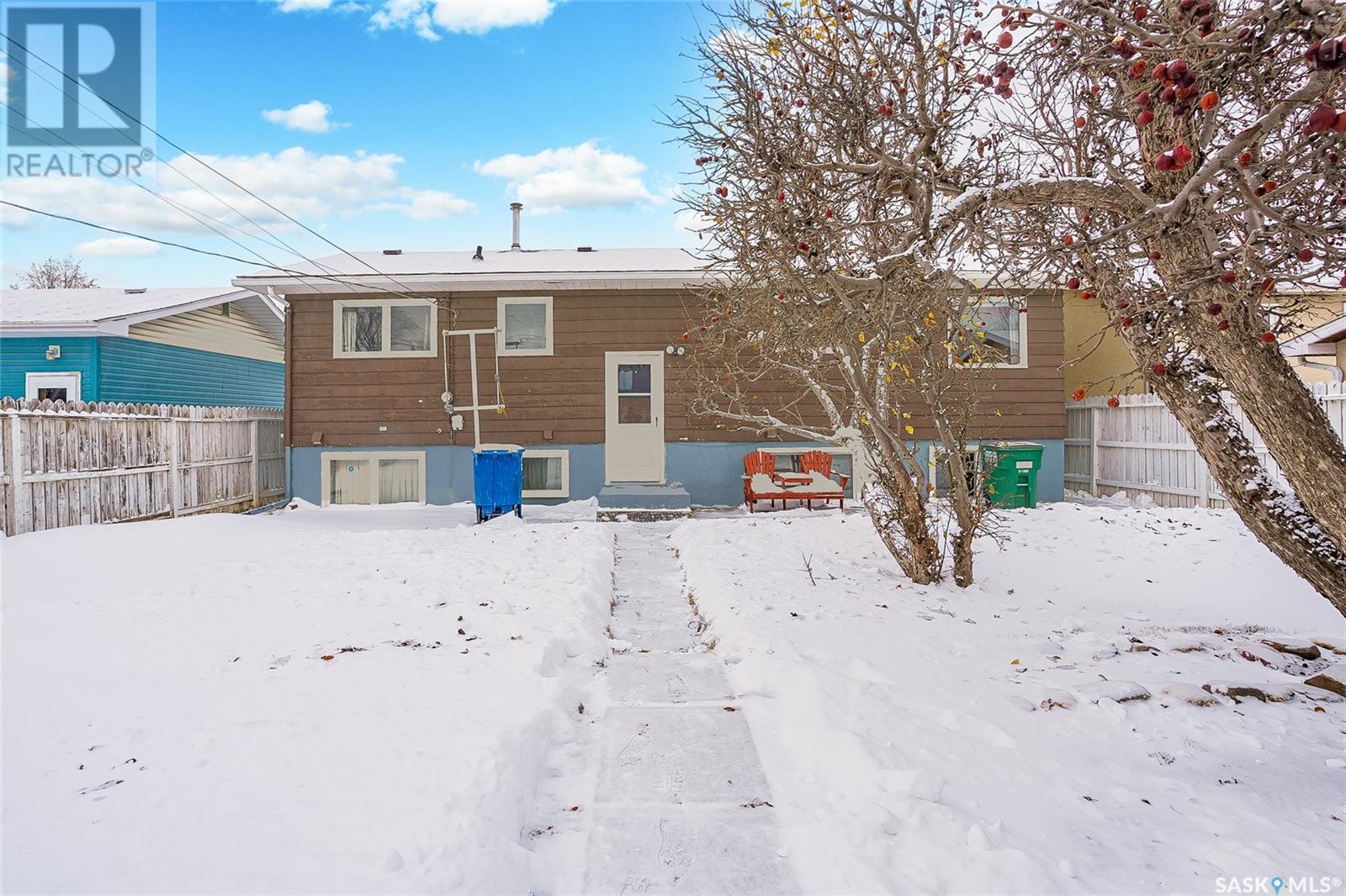 339 Witney Avenue S, Saskatoon, Saskatchewan  S7M 3K4 - Photo 35 - SK988680