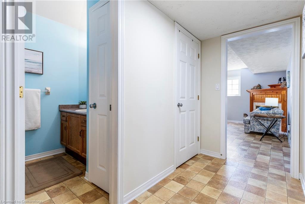 817 Woodside Court, Fort Erie, Ontario  L2A 6R5 - Photo 20 - 40648676