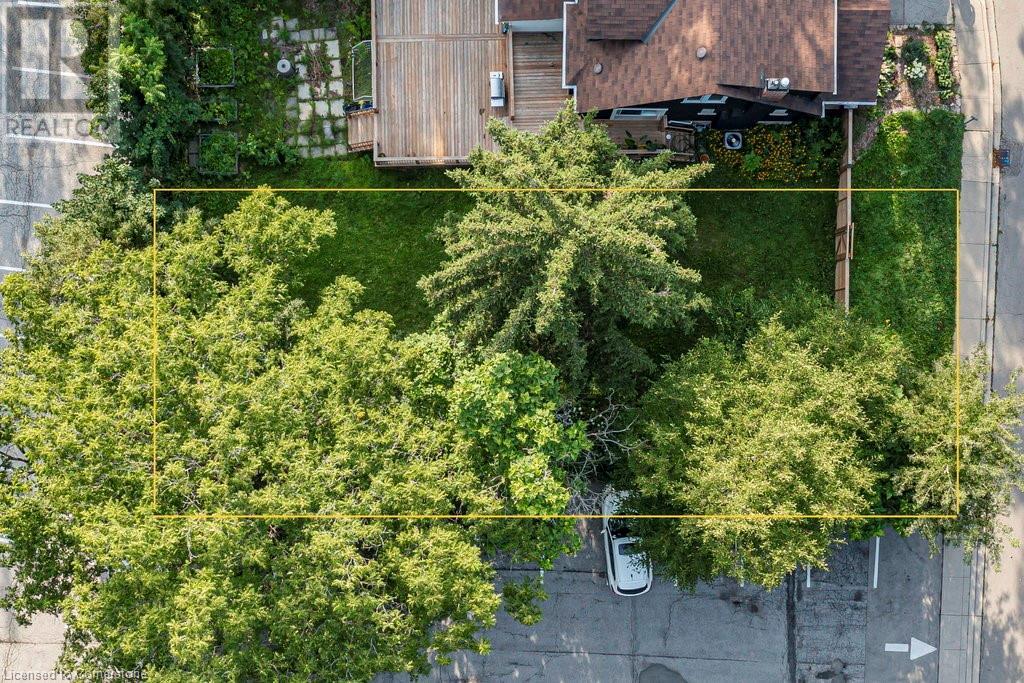 112 Victoria Street, Hamilton, Ontario  L9H 2C3 - Photo 27 - 40680001