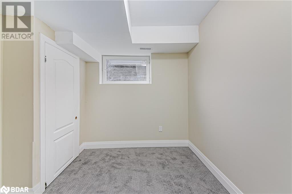 98 Peel Street Unit# 3, Barrie, Ontario  L4M 3K7 - Photo 12 - 40663620