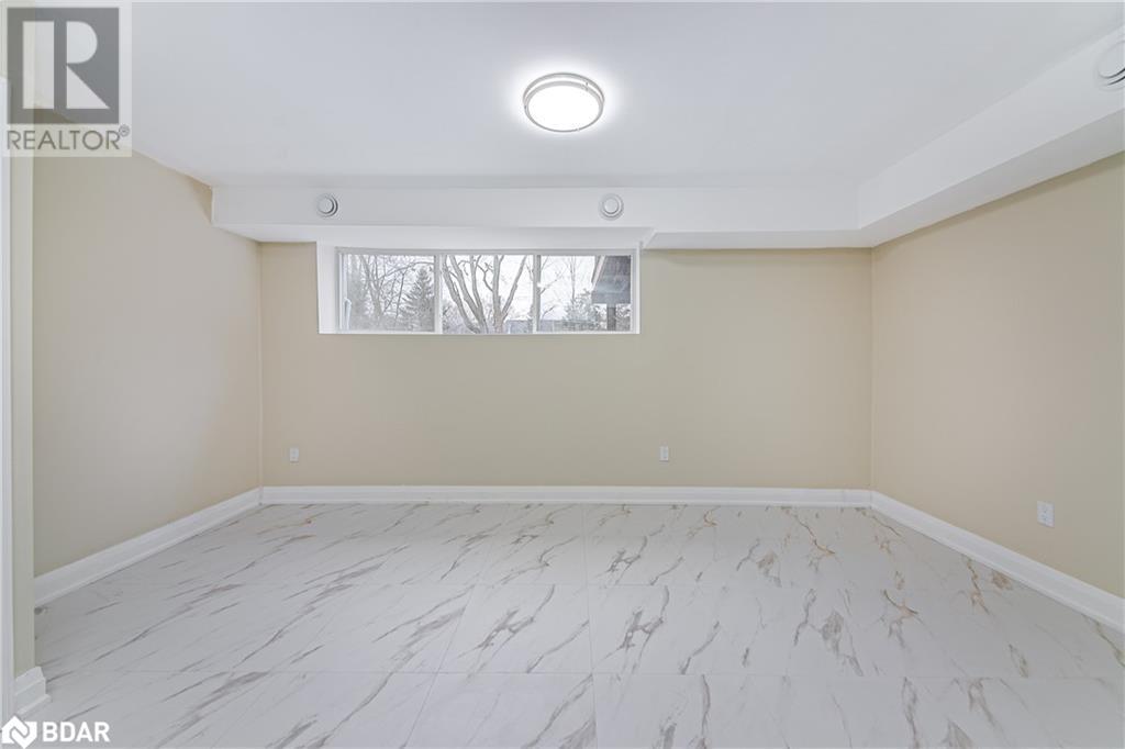 98 Peel Street Unit# 3, Barrie, Ontario  L4M 3K7 - Photo 16 - 40663620