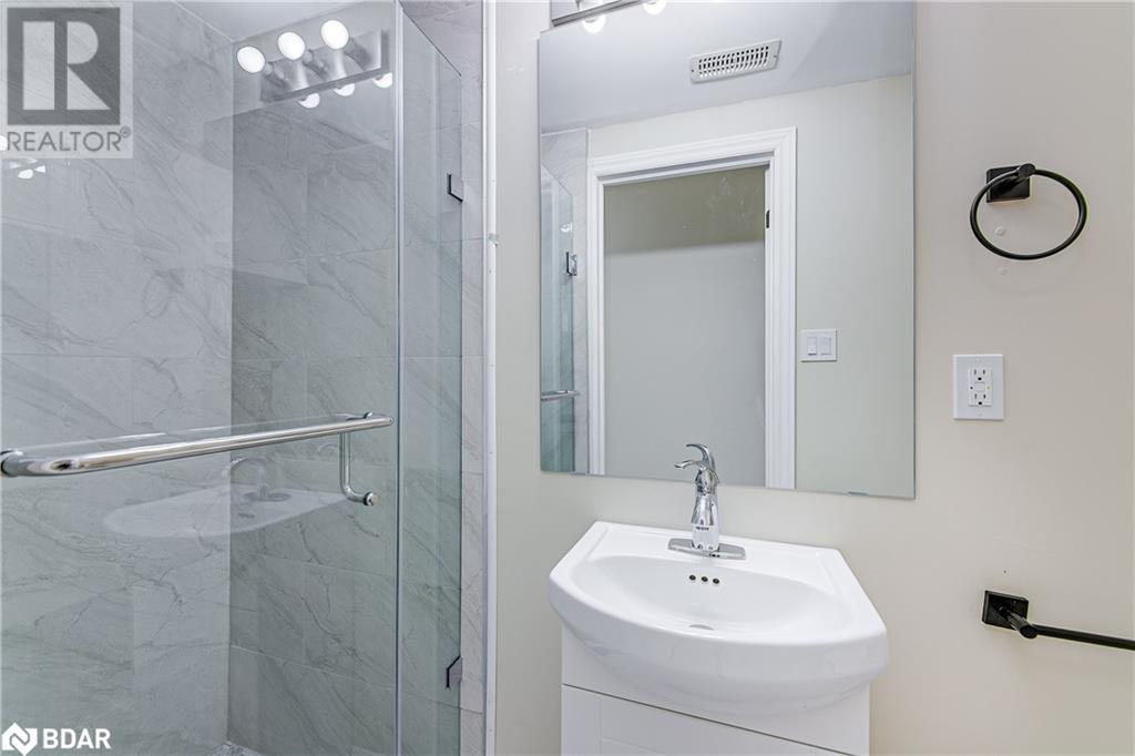 98 Peel Street Unit# 3, Barrie, Ontario  L4M 3K7 - Photo 18 - 40663620