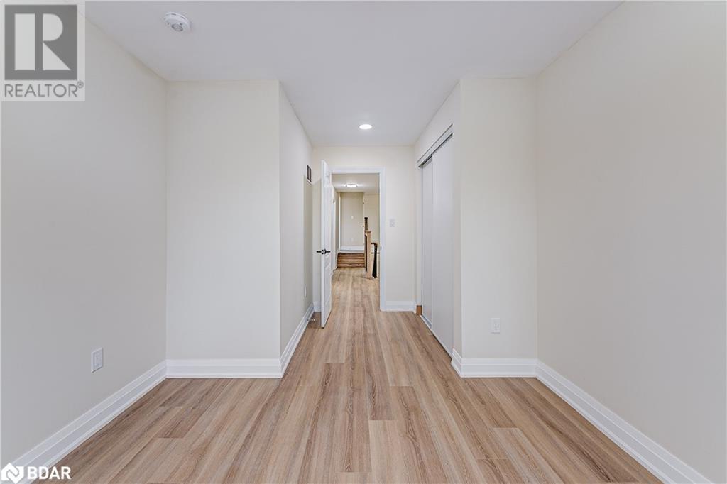 98 Peel Street Unit# 4, Barrie, Ontario  L4M 3K7 - Photo 24 - 40658328