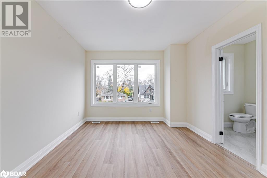 98 Peel Street Unit# 4, Barrie, Ontario  L4M 3K7 - Photo 35 - 40658328