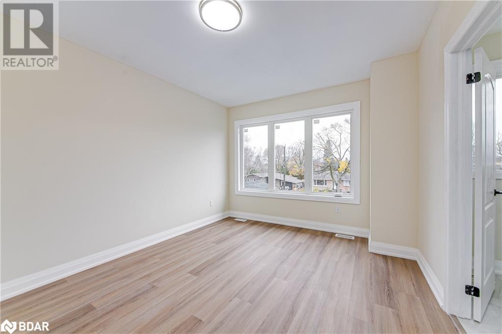 98 Peel Street Unit# 4, Barrie, Ontario  L4M 3K7 - Photo 36 - 40658328