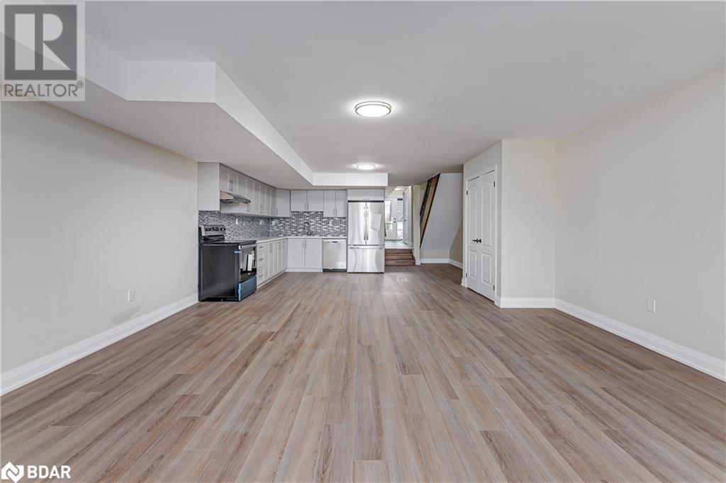 98 Peel Street Unit# 6, Barrie, Ontario  L4M 3K7 - Photo 10 - 40659581